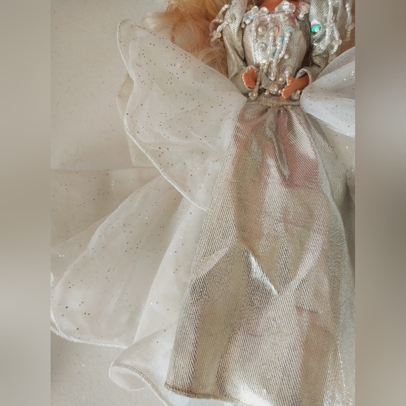 Vintage happy holidays barbie doll - Picture 8 of 12